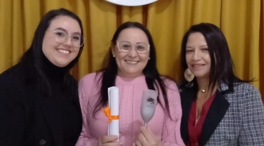 FORMATURA MANICURE, PEDICURE E UNHAS POSTIÇAS 2023