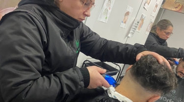 Aulas Práticas - Curso: CORTE DE CABELO MASCULINO COM TÉCNICAS DE BARBEARIA